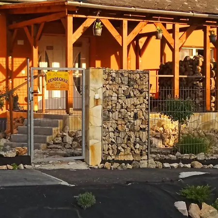 Rozsa Vendeghaz Zirc