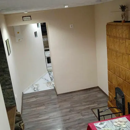 Rozsa Vendeghaz * Zirc