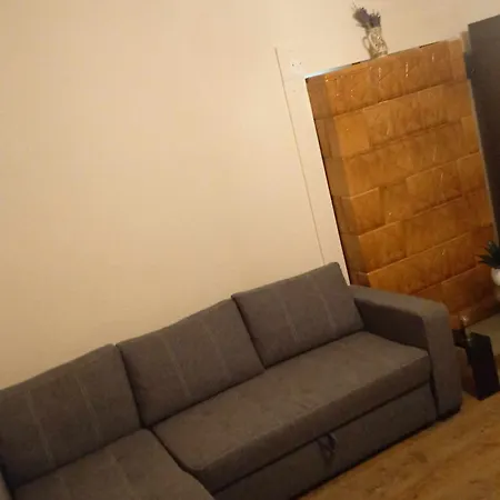 Lägenhet Rozsa Vendeghaz *