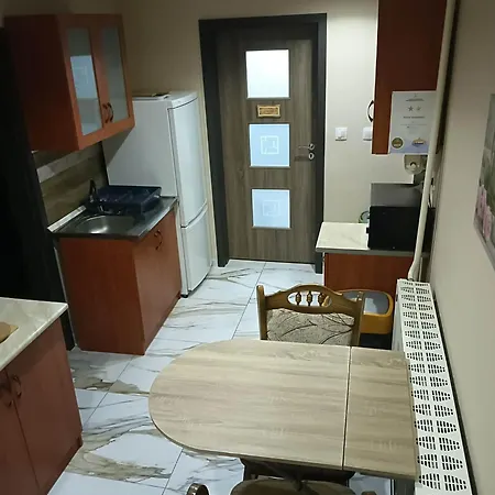 Rozsa Vendeghaz Apartament Zirc